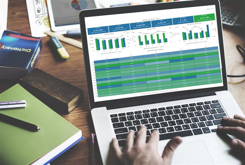 Rethinking EPM Reporting: Give Finance the Agility It Deserves 10 Rethinking EPM Reporting: Give Finance the Agility It Deserves